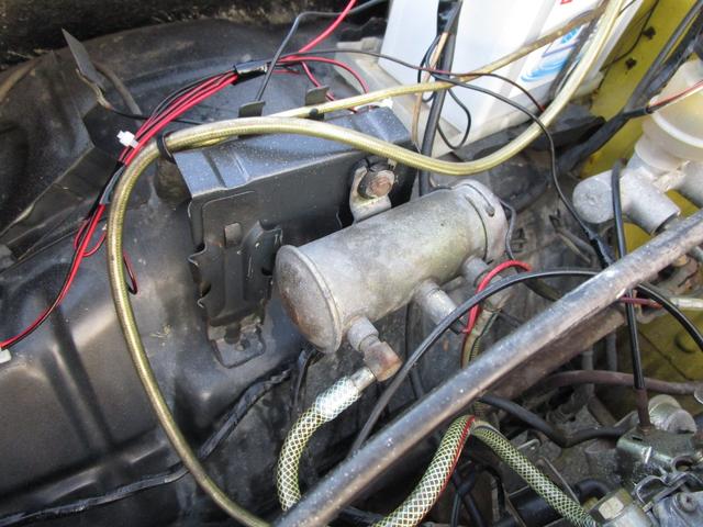 ジムニー 　ジョージア　幌　４速　チャンバー　１発始動　電磁ポンプ　フルトラ　水温系　セミバケ　フロントディスク公認済み（50枚目）