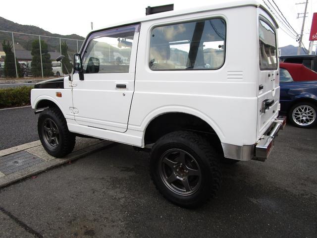 ジムニー ＨＡ　リフトアップ２ＵＰ　ブローオフ　マッドタイヤＥＴＣ　５速ミッション　社外ハンドル（6枚目）