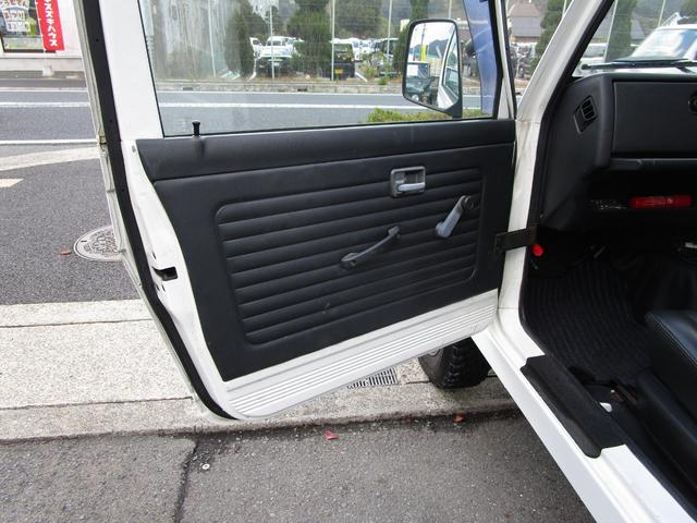 ジムニー ＨＡ　リフトアップ２ＵＰ　ブローオフ　マッドタイヤＥＴＣ　５速ミッション　社外ハンドル（31枚目）