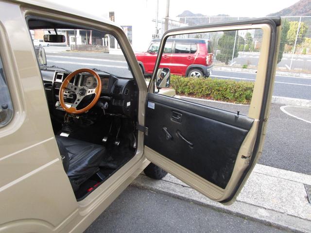 ジムニー ワイルドウインドリミテッド 1型グリル マフラー(32枚目)