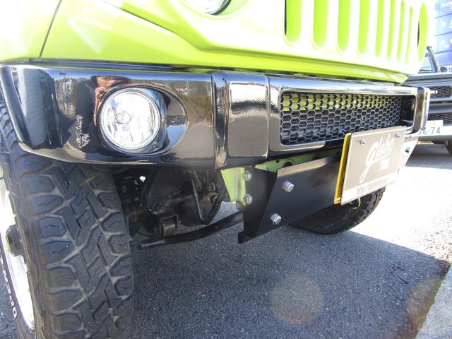 ジムニー ＸＬ　バッテリー新品、ＫＬＣグリル、スキッドプレート、外品ステアリング、前後バンパー、オプカンタイヤ、トピーホイール、ツートン塗装、ＥＴＣ、ドライブレコーダー、スモークテール（11枚目）