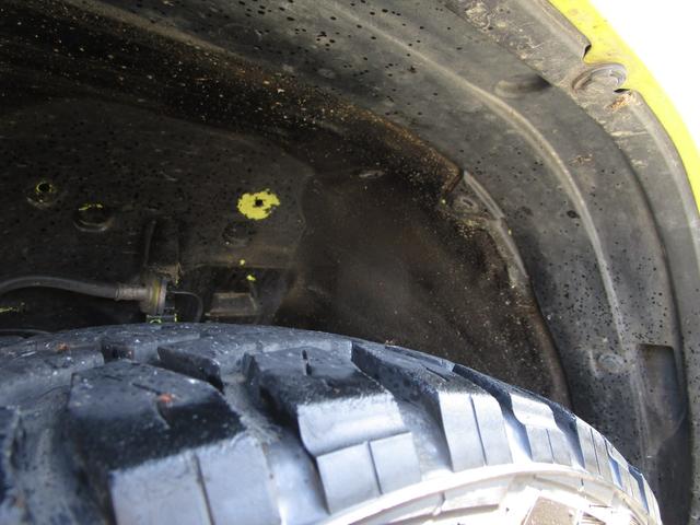 ジムニー ＸＬ　バッテリー新品、ＫＬＣグリル、スキッドプレート、外品ステアリング、前後バンパー、オプカンタイヤ、トピーホイール、ツートン塗装、ＥＴＣ、ドライブレコーダー、スモークテール（21枚目）