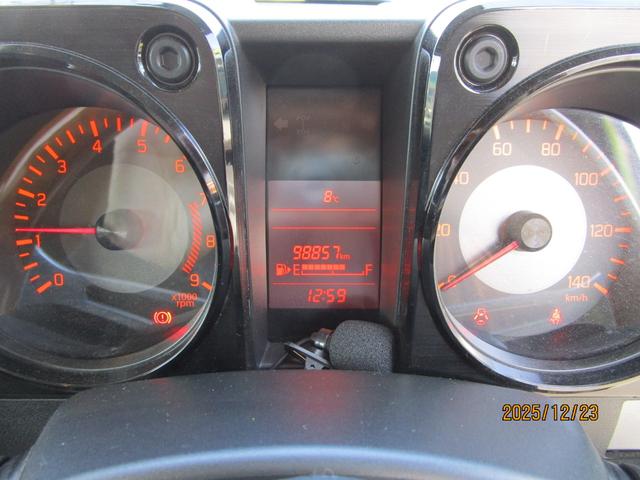 ジムニー ＸＬ　バッテリー新品、ＫＬＣグリル、スキッドプレート、外品ステアリング、前後バンパー、オプカンタイヤ、トピーホイール、ツートン塗装、ＥＴＣ、ドライブレコーダー、スモークテール（43枚目）