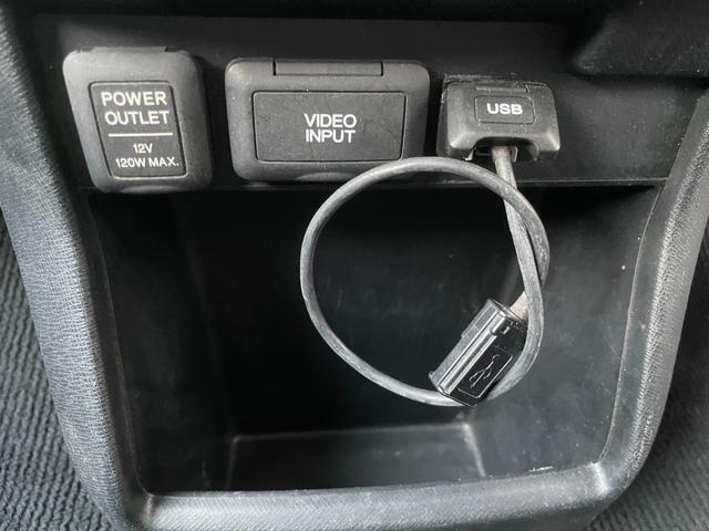 ステップワゴンスパーダ Z HDDナビエディション ETC 両側パワースライド オートライト 純正HDDナビ バックカメラ ダブルエアコン フルセグ DVD再生(8枚目)