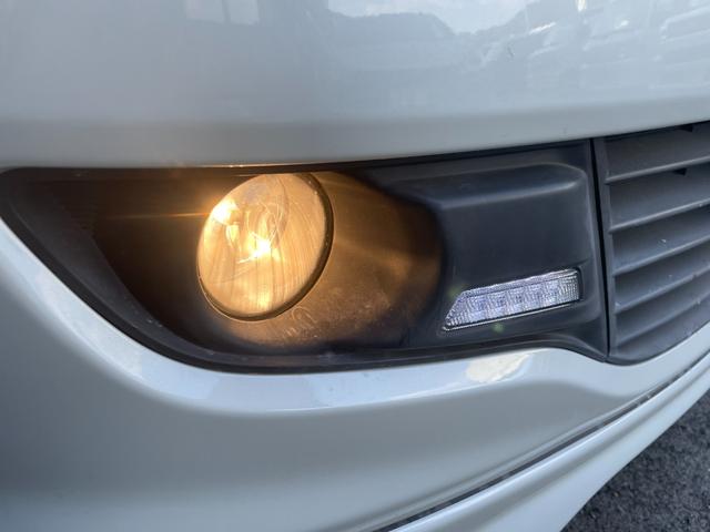 ソリオ ブラック＆ホワイトＩＩ　プッシュスタート　スマートキー２個　ＥＴＣ　片側パワースライド　サイドウインカー　電格　フォグランプ　オートエアコン　シートヒーター（16枚目）