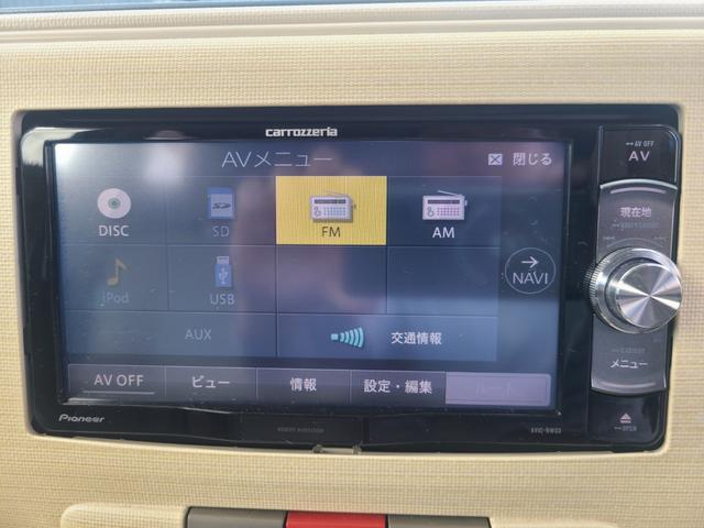 ミラココア ココアプラスＸ　ナビ　スマートキー　電動格納ミラー　ベンチシート　ＣＶＴ　盗難防止システム　ＡＢＳ　ＣＤ　ＵＳＢ　ミュージックプレイヤー接続可　ルーフレール　衝突安全ボディ　エアコン　パワーステアリング（5枚目）