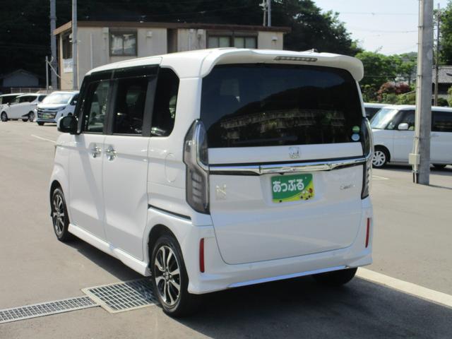 Ｎ－ＢＯＸカスタム Ｌターボ　禁煙車　センシング付き　純正８型ナビ　ＤＶＤ　ＣＤ　ＲＥＣ　フルセグ　Ｂｔオーディオ　ＥＴＣ　パドルシフト　クルーズコントロール　両側電動パワスラ　ＬＥＤオート　フォグ　ハーフレザーシート（6枚目）