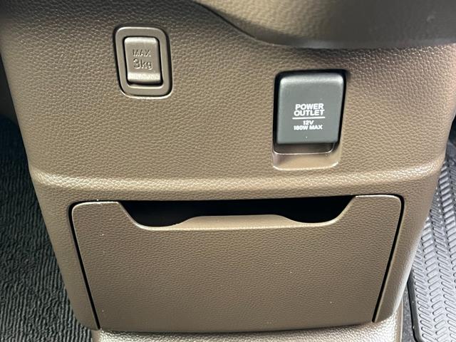 Ｎ－ＢＯＸ 　Ｌ　コーディネートスタイル　禁煙車　純正ナビ（ＤＶＤ／ＣＤ／ＳＤ／ＢＴ／ＵＳＢ／フルセグ　バックカメラ　ＥＴＣ　両側パワースライドドア　両側シートヒーター　電子パーキング　ホンダセンシング（38枚目）