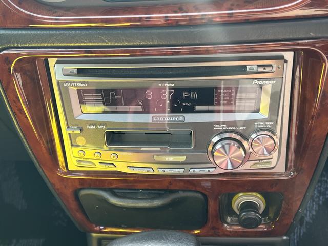 オプティ クラシック　禁煙車　ＡＴ　オーディオ　ＡＭ　ＦＭ　ＣＤ　マニュアルエアコン　革＆ウッドコンビハンドル　電格メッキドアミラー　メッキドアハンドル　マット（23枚目）