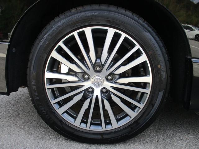 エルグランド ２５０ハイウェイスターＳ　７人乗り　純正８インチＳＤナビ　フリップダウンリアモニター　両側パワスラ　スマートキー　クルコン　ハーフレザーシート　ＬＥＤヘッドライト　バックカメラ　ＥＴＣ　ドラレコ　純正１８インチアルミ（20枚目）