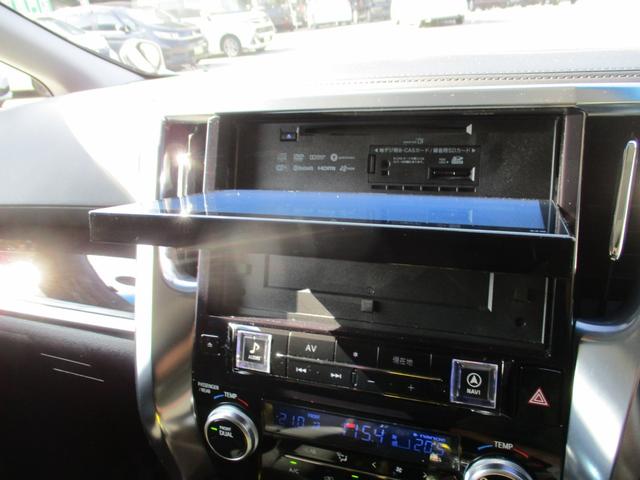 ヴェルファイア ２．５Ｚ　８人乗　アルパイン１０インチメモリーナビ＆リアモニター　ツインムーンルーフ　両側パワスラ　スマートキー２個　社外デジタルルームミラー　ＬＥＤヘッドライト　電子パーキング　オートホールド　純正１７ＡＷ（24枚目）