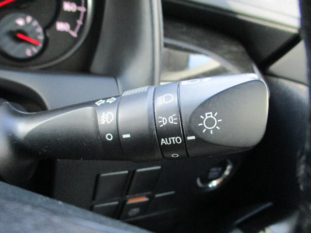 ヴェルファイア ２．５Ｚ　８人乗　アルパイン１０インチメモリーナビ＆リアモニター　ツインムーンルーフ　両側パワスラ　スマートキー２個　社外デジタルルームミラー　ＬＥＤヘッドライト　電子パーキング　オートホールド　純正１７ＡＷ（51枚目）