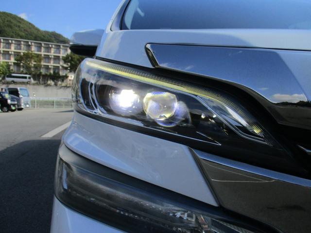 ヴェルファイア ２．５Ｚ　８人乗　アルパイン１０インチメモリーナビ＆リアモニター　ツインムーンルーフ　両側パワスラ　スマートキー２個　社外デジタルルームミラー　ＬＥＤヘッドライト　電子パーキング　オートホールド　純正１７ＡＷ（52枚目）