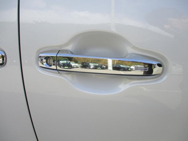 ヴェルファイア ２．５Ｚ　８人乗　アルパイン１０インチメモリーナビ＆リアモニター　ツインムーンルーフ　両側パワスラ　スマートキー２個　社外デジタルルームミラー　ＬＥＤヘッドライト　電子パーキング　オートホールド　純正１７ＡＷ（55枚目）