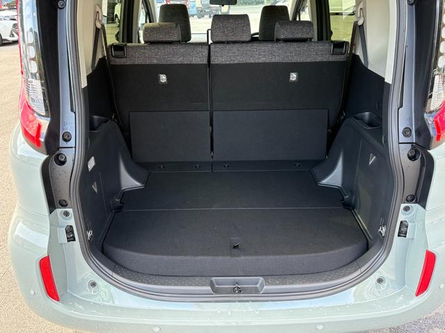 シエンタ ハイブリッドＺ　５人乗　メーカー１０．５インチナビ　バックカメラ　前後ドラレコ　ＡＣ１００Ｖ電源　両側パワスラ　スマートキー２個　レーダークルーズ　衝突軽減　ＢＳＭ　ＬＥＤヘッドライト　純正１５インチアルミ（18枚目）