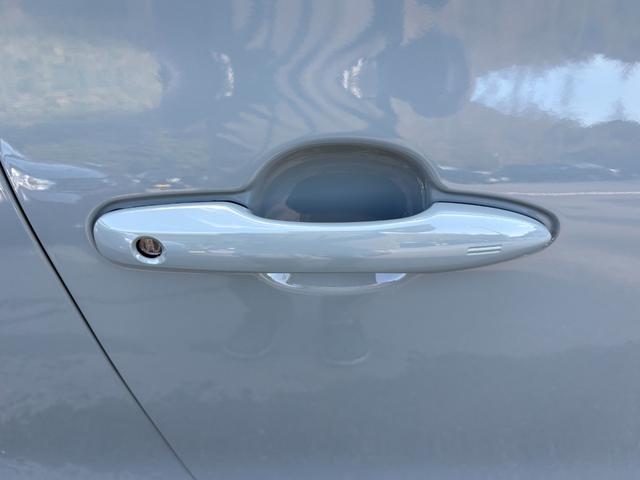 シエンタ ハイブリッドＺ　５人乗　メーカー１０．５インチナビ　バックカメラ　前後ドラレコ　ＡＣ１００Ｖ電源　両側パワスラ　スマートキー２個　レーダークルーズ　衝突軽減　ＢＳＭ　ＬＥＤヘッドライト　純正１５インチアルミ（48枚目）