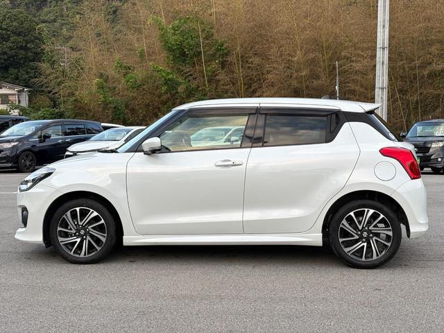 スイフト RS 5MT 純正8インチメモリーナビ 全方位モニター ステリモ ETC スマートキー 衝突軽減 レーダークルーズ 運転席シートヒーター ブラインドスポットモニター LEDヘッドライト 純正16アルミ(5枚目)