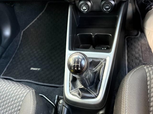 スイフト RS 5MT 純正8インチメモリーナビ 全方位モニター ステリモ ETC スマートキー 衝突軽減 レーダークルーズ 運転席シートヒーター ブラインドスポットモニター LEDヘッドライト 純正16アルミ(11枚目)