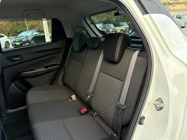 スイフト RS 5MT 純正8インチメモリーナビ 全方位モニター ステリモ ETC スマートキー 衝突軽減 レーダークルーズ 運転席シートヒーター ブラインドスポットモニター LEDヘッドライト 純正16アルミ(13枚目)