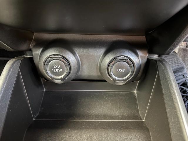 スイフト RS 5MT 純正8インチメモリーナビ 全方位モニター ステリモ ETC スマートキー 衝突軽減 レーダークルーズ 運転席シートヒーター ブラインドスポットモニター LEDヘッドライト 純正16アルミ(24枚目)