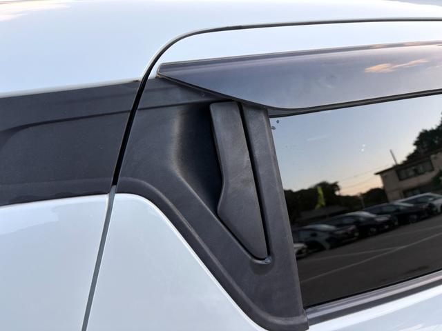 スイフト RS 5MT 純正8インチメモリーナビ 全方位モニター ステリモ ETC スマートキー 衝突軽減 レーダークルーズ 運転席シートヒーター ブラインドスポットモニター LEDヘッドライト 純正16アルミ(41枚目)