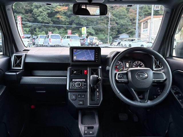 タフト G クロムベンチャー 4WD SDナビ バックカメラ ガラスルーフ スマートキー フロントシートヒーター 衝突軽減 クリアランスソナー アイドリングストップ LEDヘッドライト ルーフレール 純正15インチアルミ(14枚目)