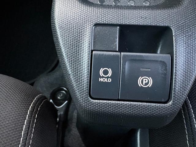 タフト G クロムベンチャー 4WD SDナビ バックカメラ ガラスルーフ スマートキー フロントシートヒーター 衝突軽減 クリアランスソナー アイドリングストップ LEDヘッドライト ルーフレール 純正15インチアルミ(30枚目)