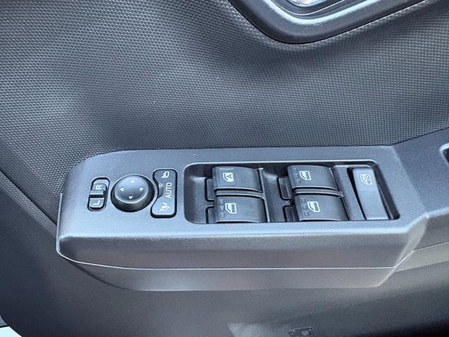 タフト G クロムベンチャー 4WD SDナビ バックカメラ ガラスルーフ スマートキー フロントシートヒーター 衝突軽減 クリアランスソナー アイドリングストップ LEDヘッドライト ルーフレール 純正15インチアルミ(35枚目)