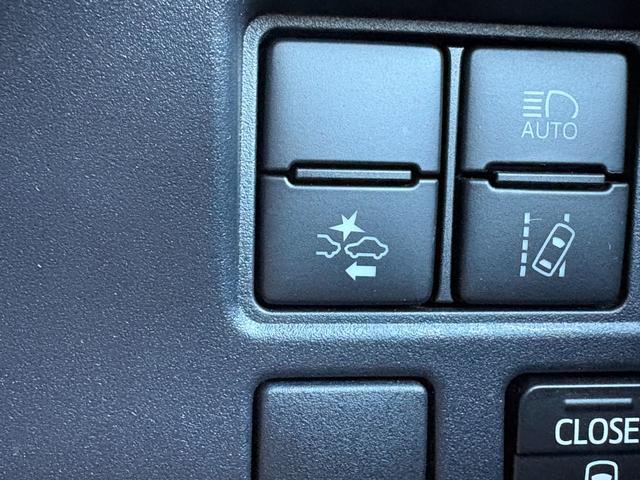 ヴォクシー ＺＳ　煌ＩＩ　７人乗　純正１０インチＳＤナビ　リアモニター　バックカメラ　ＥＴＣ　前後ドラレコ　両側パワスラ　クルコン　スマートキー２個　衝突軽減　クリアランスソナー　アイドリングストップ　ＬＥＤ　純正１６アルミ（33枚目）