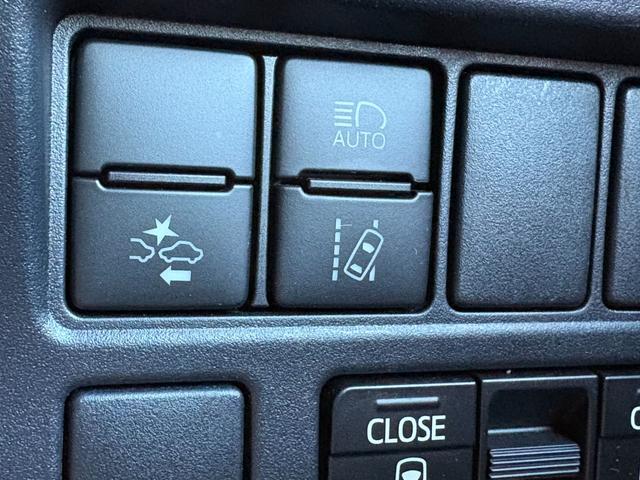 ヴォクシー ＺＳ　煌ＩＩ　７人乗　純正１０インチＳＤナビ　リアモニター　バックカメラ　ＥＴＣ　前後ドラレコ　両側パワスラ　クルコン　スマートキー２個　衝突軽減　クリアランスソナー　アイドリングストップ　ＬＥＤ　純正１６アルミ（35枚目）