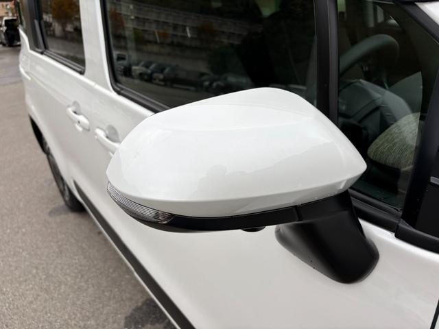 シエンタ ハイブリッドＺ　５人乗　４ＷＤ　メーカー１０．５インチナビ　パノラミックビューモニター　前後ドラレコ　スマートキー２個　両側パワスラ　フロントシートヒーター　ハンドルヒーター　ＡＶ１００Ｖ電源　セーフティセンス（52枚目）