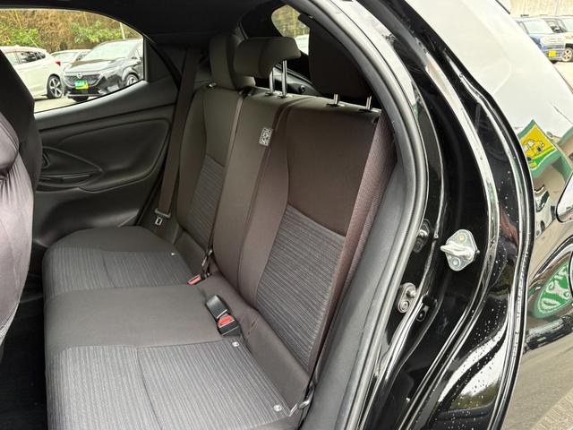 ヤリス ハイブリッドＺ　メーカーナビ　パノラミックビューモニター　前後ドラレコ　スマートキー２個　レーダークルーズ　フロントシートヒーター　衝突軽減　レーンキープ　クリアランスソナー　ＬＥＤヘッドライト　オートハイビーム（13枚目）