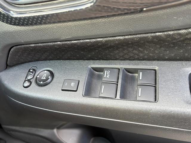 Ｎ－ＷＧＮカスタム Ｇ・ターボパッケージ　ターボ　パイオニアメモリーナビ　バックカメラ　ドラレコ　ステリモ　ＥＴＣ　スマートキー　レーダークルーズ　衝突軽減　ＨＩＤ　フォグ　オートライト　ハーフレザーシート　純正１４インチアルミ（35枚目）