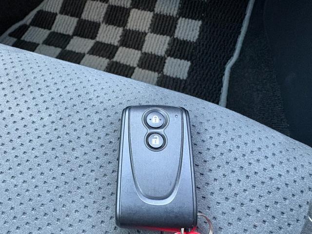 コペン セロ　Ｓ　ターボ　５ＭＴ　純正メモリーナビ　電動ルーフ　ビルシュタインサスペンション　純正レカロシート　ＭＯＭＯ革ハンドル　スマートキー　シートヒーター　バックカメラ　ステリモ　ＥＴＣ　社外１５インチアルミ（26枚目）