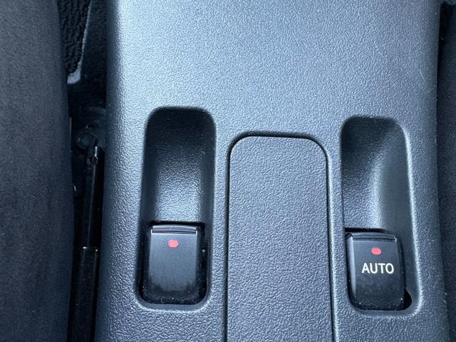 コペン セロ　Ｓ　ターボ　５ＭＴ　純正メモリーナビ　電動ルーフ　ビルシュタインサスペンション　純正レカロシート　ＭＯＭＯ革ハンドル　スマートキー　シートヒーター　バックカメラ　ステリモ　ＥＴＣ　社外１５インチアルミ（29枚目）