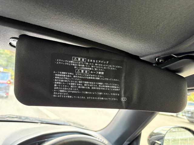 コペン セロ　Ｓ　ターボ　５ＭＴ　純正メモリーナビ　電動ルーフ　ビルシュタインサスペンション　純正レカロシート　ＭＯＭＯ革ハンドル　スマートキー　シートヒーター　バックカメラ　ステリモ　ＥＴＣ　社外１５インチアルミ（34枚目）