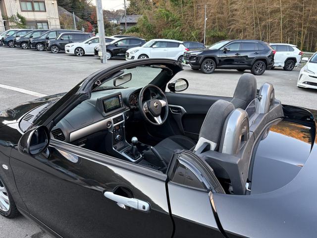 コペン セロ　Ｓ　ターボ　５ＭＴ　純正メモリーナビ　電動ルーフ　ビルシュタインサスペンション　純正レカロシート　ＭＯＭＯ革ハンドル　スマートキー　シートヒーター　バックカメラ　ステリモ　ＥＴＣ　社外１５インチアルミ（42枚目）