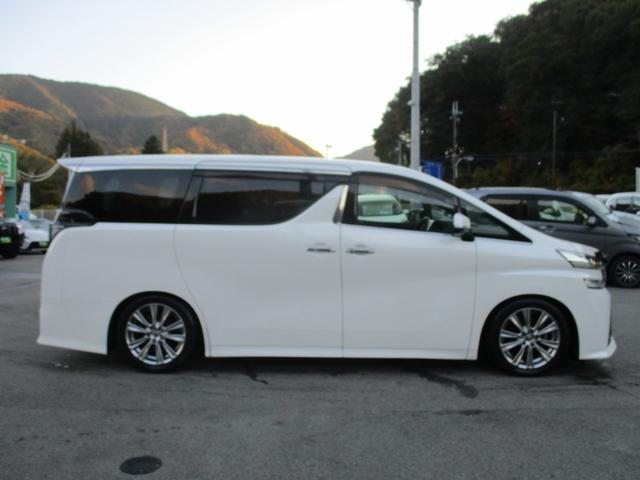 ヴェルファイア ２．５Ｚ　Ａエディション　ゴールデンアイズ　純正１０インチＳＤナビ　純正フリップダウンリアモニター　両側パワスラ　パワーバックドア　スマートキー　電子パーキング　オートホールド　クリアランスソナー　ＬＥＤライト　バックカメラ　ＢＬＩＴＺ車高調（4枚目）