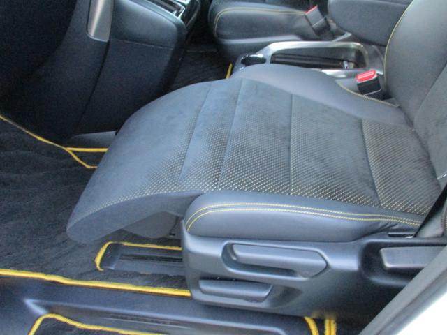 ヴェルファイア ２．５Ｚ　Ａエディション　ゴールデンアイズ　純正１０インチＳＤナビ　純正フリップダウンリアモニター　両側パワスラ　パワーバックドア　スマートキー　電子パーキング　オートホールド　クリアランスソナー　ＬＥＤライト　バックカメラ　ＢＬＩＴＺ車高調（55枚目）