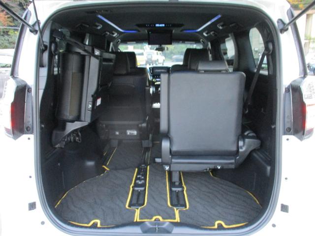 ヴェルファイア ２．５Ｚ　Ａエディション　ゴールデンアイズ　純正１０インチＳＤナビ　純正フリップダウンリアモニター　両側パワスラ　パワーバックドア　スマートキー　電子パーキング　オートホールド　クリアランスソナー　ＬＥＤライト　バックカメラ　ＢＬＩＴＺ車高調（59枚目）