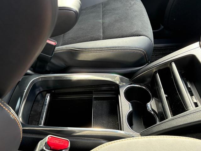 アルファード ２．５Ｓ　タイプゴールド　ワンオーナー　メーカー９インチナビ　フリップダウンリアモニター　バックカメラ　両側パワスラ　パワーバックドア　レーダークルーズ　セーフティセンス　前後ドラレコ　アルカンターラ＆合皮シート　純正１８ＡＷ（39枚目）