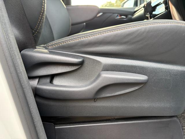 アルファード ２．５Ｓ　タイプゴールド　ワンオーナー　メーカー９インチナビ　フリップダウンリアモニター　バックカメラ　両側パワスラ　パワーバックドア　レーダークルーズ　セーフティセンス　前後ドラレコ　アルカンターラ＆合皮シート　純正１８ＡＷ（50枚目）