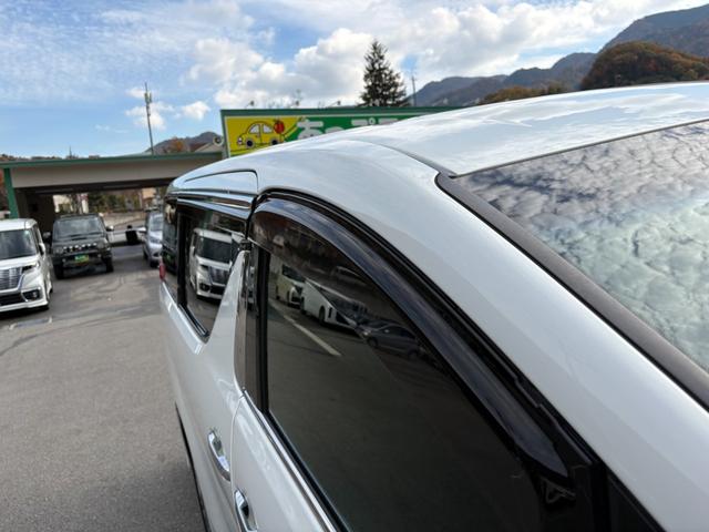 アルファード ２．５Ｓ　タイプゴールド　ワンオーナー　メーカー９インチナビ　フリップダウンリアモニター　バックカメラ　両側パワスラ　パワーバックドア　レーダークルーズ　セーフティセンス　前後ドラレコ　アルカンターラ＆合皮シート　純正１８ＡＷ（54枚目）