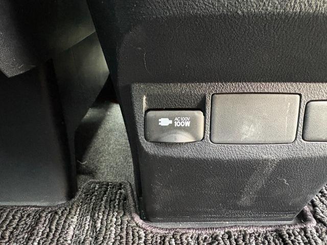 アルファード ２．５Ｓ　タイプゴールド　ワンオーナー　メーカー９インチナビ　フリップダウンリアモニター　バックカメラ　両側パワスラ　パワーバックドア　レーダークルーズ　セーフティセンス　前後ドラレコ　アルカンターラ＆合皮シート　純正１８ＡＷ（57枚目）