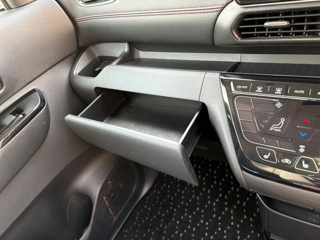 ルークス ハイウェイスター　Ｇターボプロパイロットエディション　４ＷＤ　ターボ　純正９インチメモリーナビ　アラウンドビューモニター　両側パワスラ　プロパイロット　前後ドラレコ　デジタルルームミラー　スマートキー　ＥＴＣ　ステリモ　ＬＥＤライト　純正１５インチアルミ（37枚目）