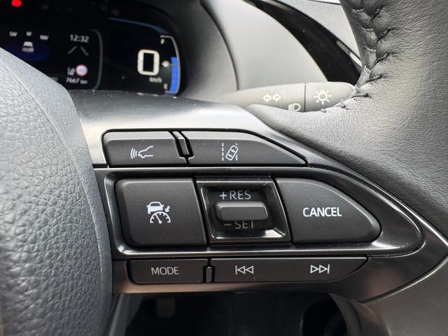 アクア Ｇ　４ＷＤ　メーカーナビ　パノラミックビューモニター　ステリモ　ＥＴＣ　アドバンストパーク　ＡＣ１００Ｖ電源　レーダークルーズ　セーフティセンス　スマートキー　ＢＳＭ　ＬＥＤヘッドライト　純正１５アルミ（27枚目）