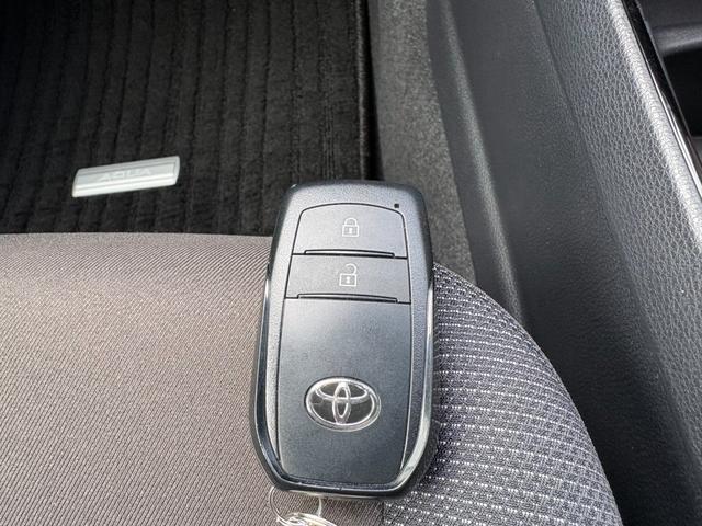 アクア Ｇ　４ＷＤ　メーカーナビ　パノラミックビューモニター　ステリモ　ＥＴＣ　アドバンストパーク　ＡＣ１００Ｖ電源　レーダークルーズ　セーフティセンス　スマートキー　ＢＳＭ　ＬＥＤヘッドライト　純正１５アルミ（29枚目）