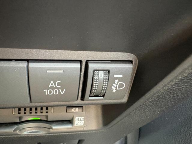アクア Ｇ　４ＷＤ　メーカーナビ　パノラミックビューモニター　ステリモ　ＥＴＣ　アドバンストパーク　ＡＣ１００Ｖ電源　レーダークルーズ　セーフティセンス　スマートキー　ＢＳＭ　ＬＥＤヘッドライト　純正１５アルミ（40枚目）