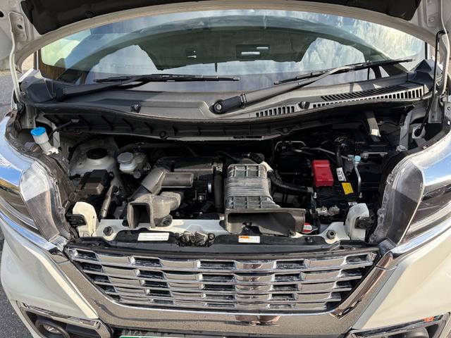 スペーシアカスタム ハイブリッドＸＳターボ　ターボ　ＫＥＮＷＯＯＤ８インチメモリーナビ　バックカメラ　両側パワスラ　レーダークルーズ　衝突軽減　ＥＴＣ　ドラレコ　ステリモ　運転席シートヒーター　リアサーキュレーター　純正１５インチアルミ（17枚目）