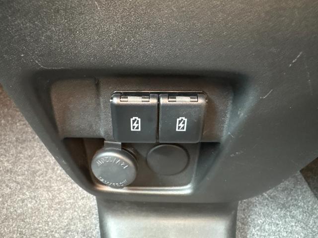 スペーシアカスタム ハイブリッドＸＳターボ　ターボ　ＫＥＮＷＯＯＤ８インチメモリーナビ　バックカメラ　両側パワスラ　レーダークルーズ　衝突軽減　ＥＴＣ　ドラレコ　ステリモ　運転席シートヒーター　リアサーキュレーター　純正１５インチアルミ（24枚目）